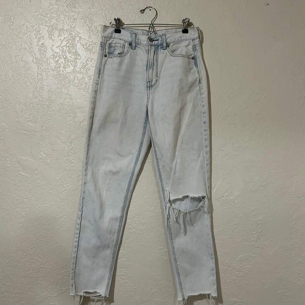 American Eagle Mom Jeans- Sz 2 Reg